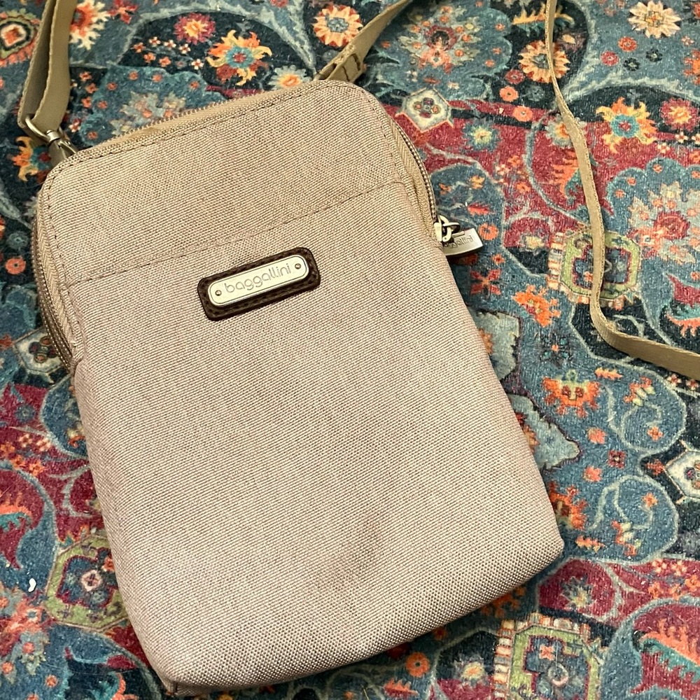 BAGGALLINI cross body/wristlet